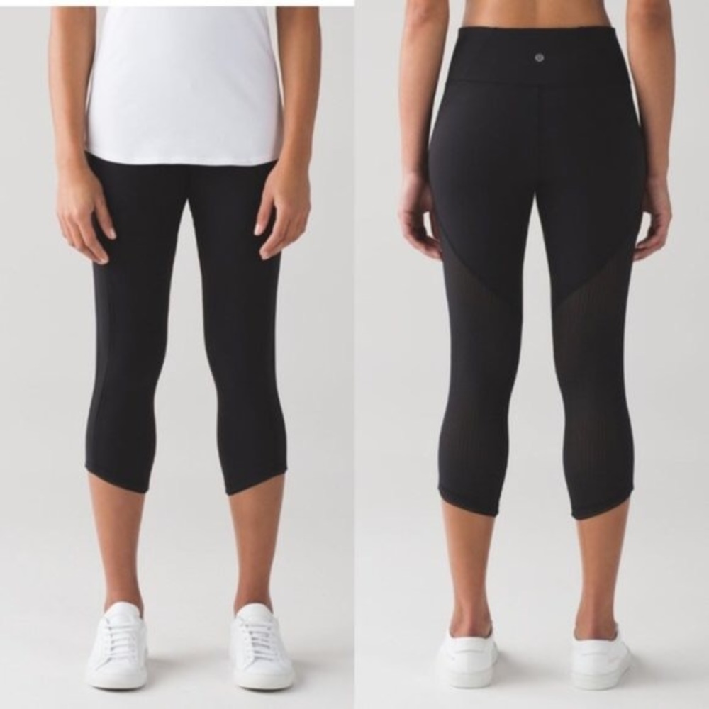Lululemon deep breath cropped leggings size 4